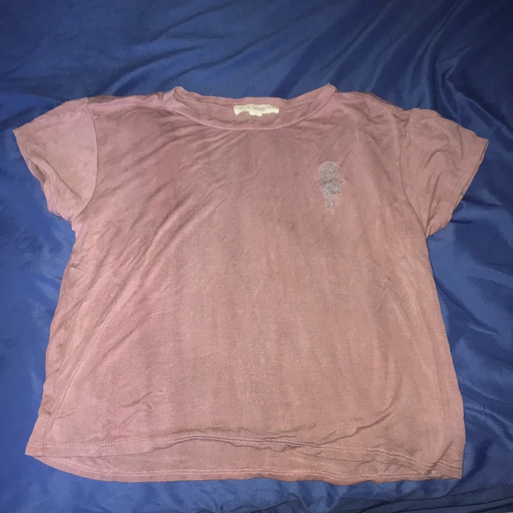Cute purple/pink slighty crop tee